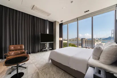 Gwangyang Harbor Bridge Hotel