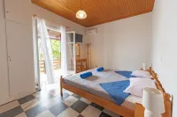 Villa Popi on the Beach of Agios Gordios