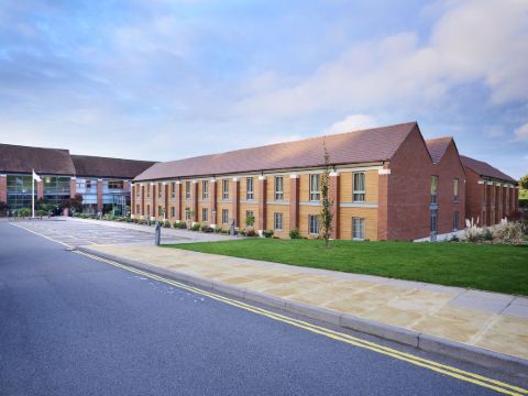 เดอะ วอร์วิคไชร์ โฮเทล แอนด์ คันทรีคลับ