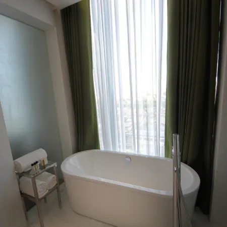 Vivanta New Delhi, Dwarka