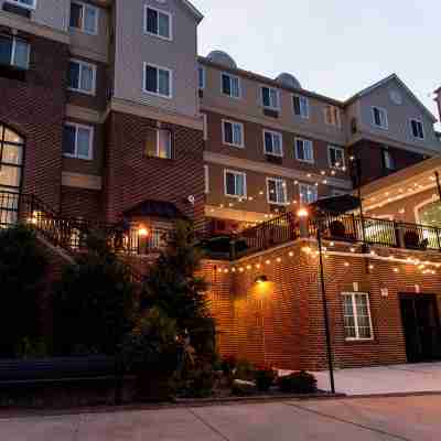 Staybridge Suites Rochester University, an IHG Hotel Hotel Exterior