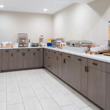 Ramada by Wyndham Modesto Yosemite Area