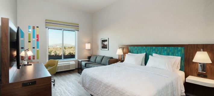 Hampton Inn by Hilton Riverside March Air Reserve Base Hotels in Riversiden piirikunta