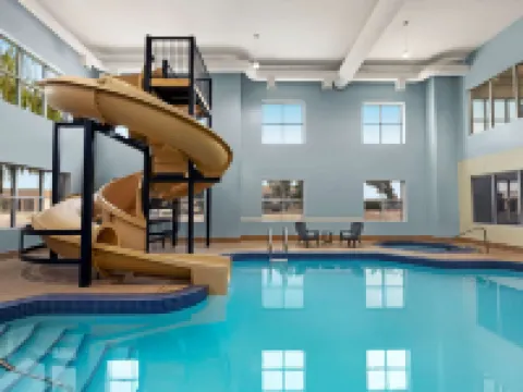 萊斯布里奇蔚景溫德姆酒店 萊斯布里奇酒店