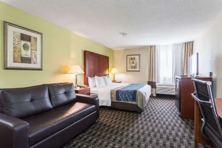 Comfort Inn Decatur Priceville Отели в г. Хартсел