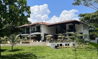 Casa Jacaranda Hotel Boutique