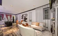 Stylish 4 Bedroom Home Near Philadelphia Hotels in Camden