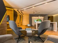 Vib Best Western Sanam Pao Отели рядом с достопримечательностью «Станция BTS Ари»