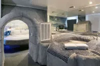 The Sage Hotel - parking