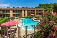 Baymont by Wyndham Easton - Pools