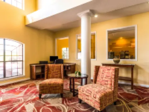 Quality Inn University Near Downtown Hotels in San Marcos