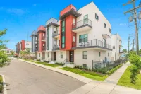 Bienville Inviting 4 Bedroom Near City Amenities Hotels in 