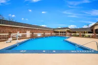 Econo Lodge Corinth Các khách sạn ở Corinth