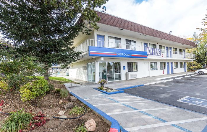 Motel 6 Yreka, CA