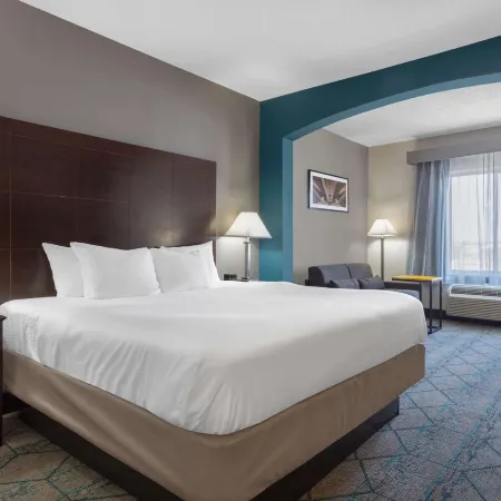 La Quinta Inn & Suites by Wyndham Columbus West - Hilliard