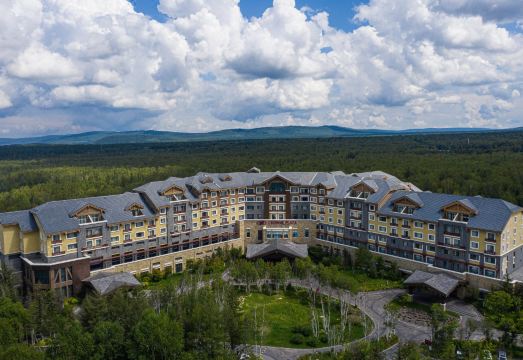 Crowne Plaza Resort Changbaishan Hot Spring Hotel Overview