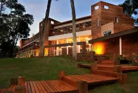 Gran Hotel Tourbillon & Lodge Hotels in Пуерто-Іґуасу