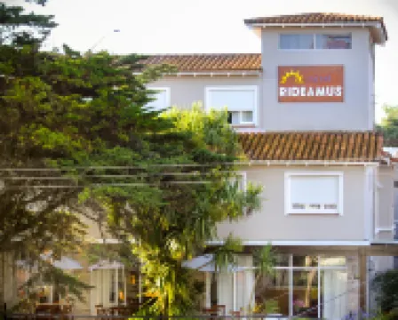 Hotel Rideamus Hotel a 