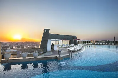 Fairmont Baku - Flame Towers