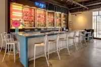 Aloft Tucson University - bar