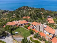 Four-Room Apartment - 3 stelle