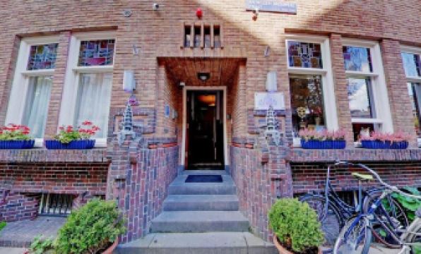 5. 드 베드스티 부..