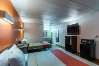 Motel 6 Cleveland, TX Hotel di 