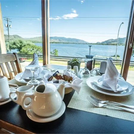 Holiday Inn & Suites OSOYOOS by IHG