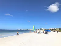 Siesta Key Inn - Beach