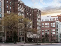 Henley Park Hotel Hotels near Emancipation Monument