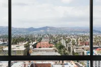 The LINE Hotel LA - Mountain view