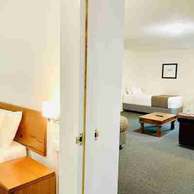 Quality Inn & Suites the Menzies Rooms