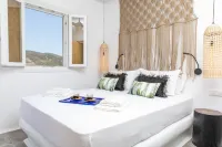 Ninemia Naxos Suites