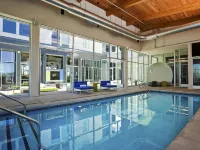 Aloft Green Bay - Pools