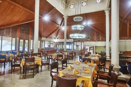 Patra Anyer Отели в г. Серанг