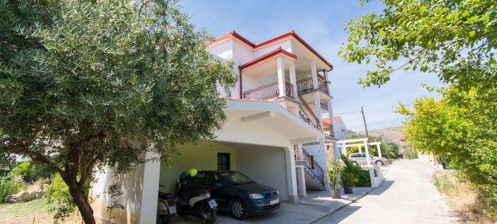 Apartment Lorenzo Hotéis em Trogir