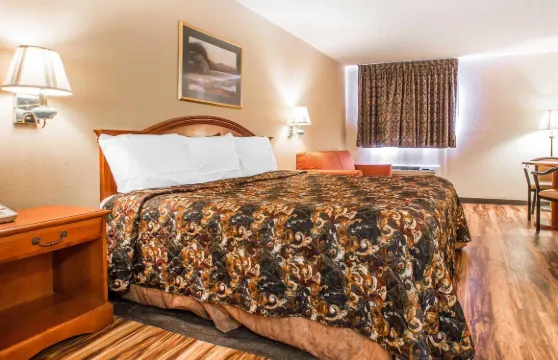 卡西維爾紅獅套房酒店