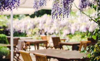 Hotel Logis - Chateau de Beauregard