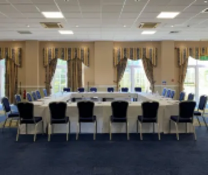 ブリタニア ベージングストーク カントリー ホテル & スパ フックのホテル