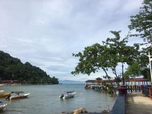 停泊島奎弗爾潛水團隊宿舍間旅舍