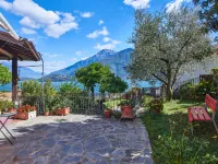 Terrazzo Fiorito Hotels in Musso