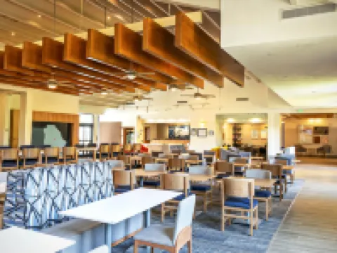 โรงแรม ฮอลิเดย์ อินน์ เอ็กซ์เพรส ชีวาวา บาย IHG โรงแรมในชีวาวา