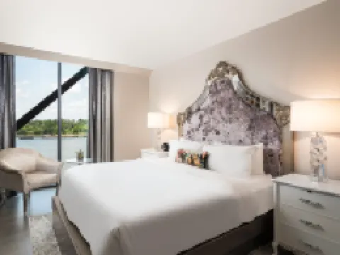 JW Marriott Savannah Plant Riverside District Hotels in Savannah