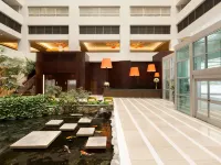 Embassy Suites by Hilton Los Angeles Glendale Hotels near Death Museum