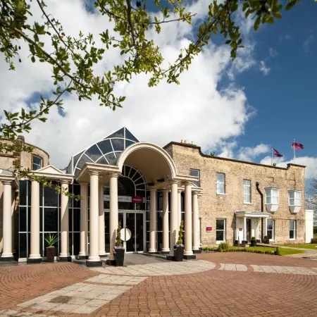 Mercure York Fairfield Manor Hotel