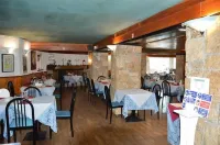 Hotel Orso Bianco - breakfast