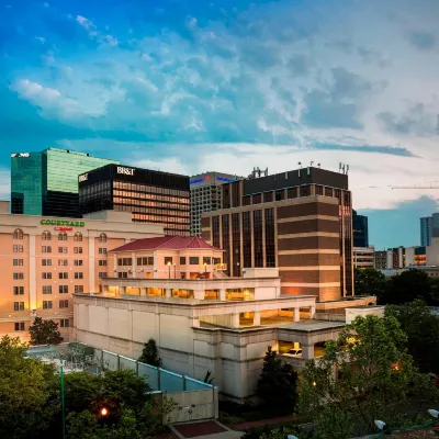 Courtyard Norfolk Downtown Hotels near Norfolk Scope Arena
