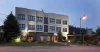 Pensión BOS Hotels in Sada