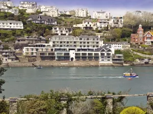 Mr & Mrs Smith SALCOMBE HARBOUR HOTEL