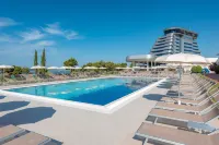 Hotel Olympia - piscina